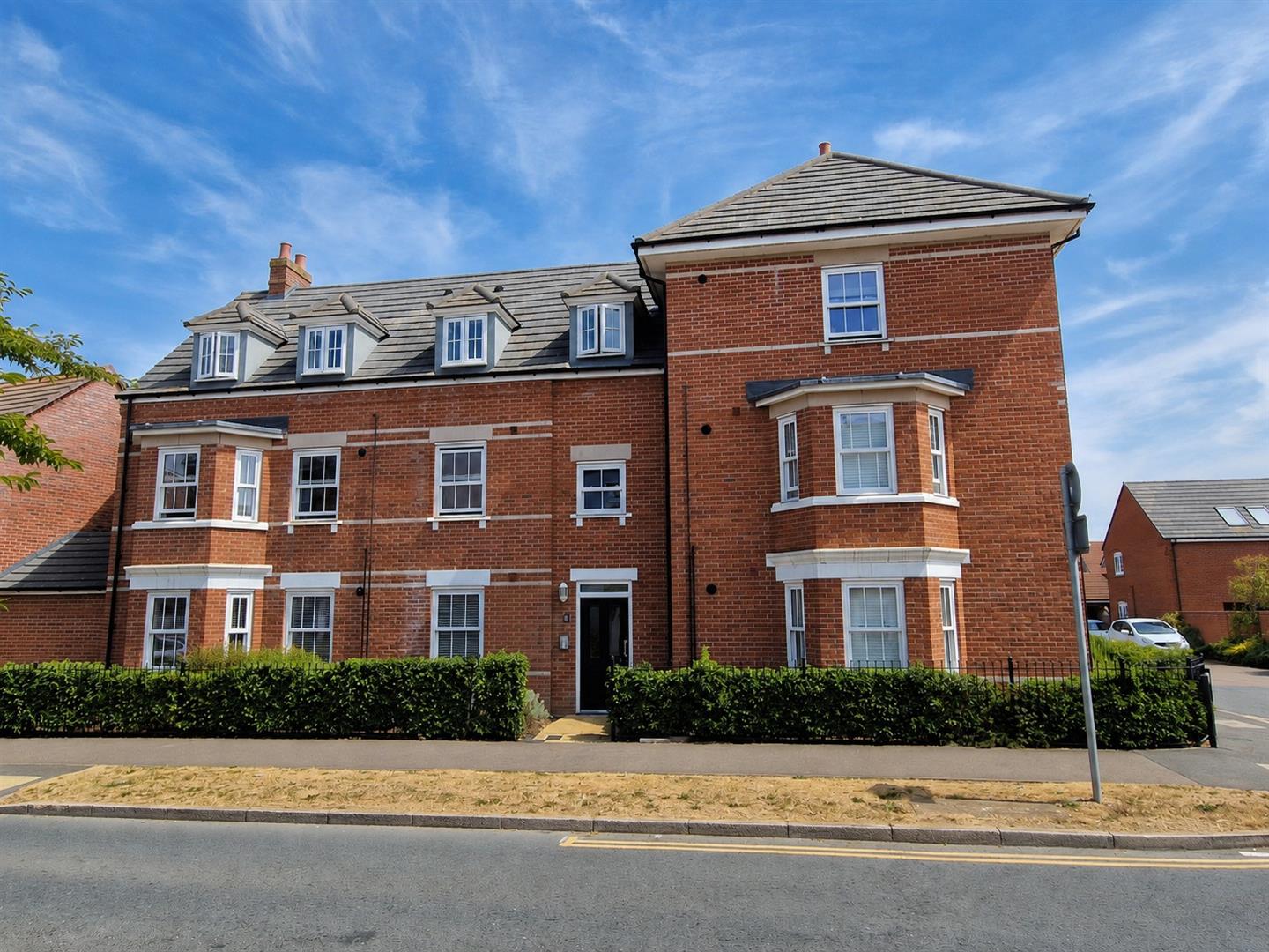 1 bed property in Anglia Way, Bedford